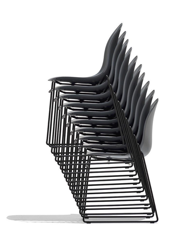 Stapelbare Design Stühle | Praktisch mit Ungewohnt | & GmbH Stil